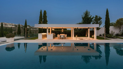 6 Bedroom Detached Villa in Los Flamingos - Image 3