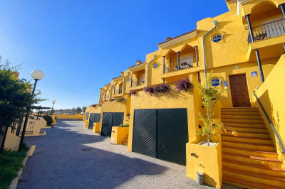 3 Bedroom Townhouse in Manilva - Image 2