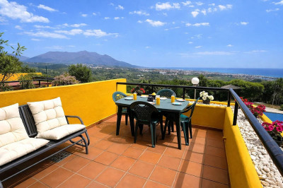 3 Bedroom Townhouse in Manilva - Image 3