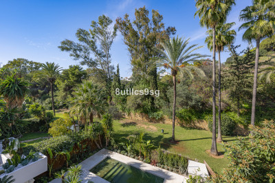 3 Bedroom Ground Floor Apartment in The Golden Mile - Image 2