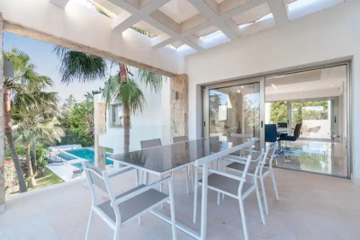 5 Bedroom Detached Villa in Benahavís - Image 4