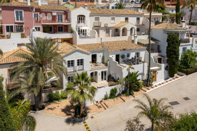 4 Bedroom Townhouse in La Heredia - Image 1