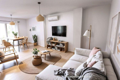2 Bedroom Middle Floor Apartment in The Golden Mile - Image 4