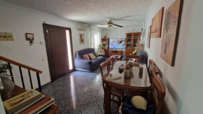 4 Bedroom Townhouse in Estepona - Image 3