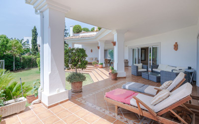 6 Bedroom Detached Villa in Benahavís - Image 5