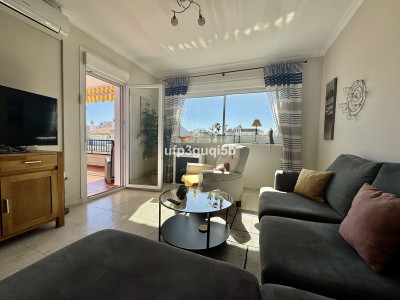 2 Bedroom Top Floor Apartment in La Cala de Mijas - Image 3