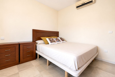 2 Bedroom Middle Floor Apartment in La Cala de Mijas - Image 5