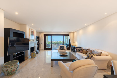 3 Bedroom Ground Floor Apartment in Los Monteros - Image 4