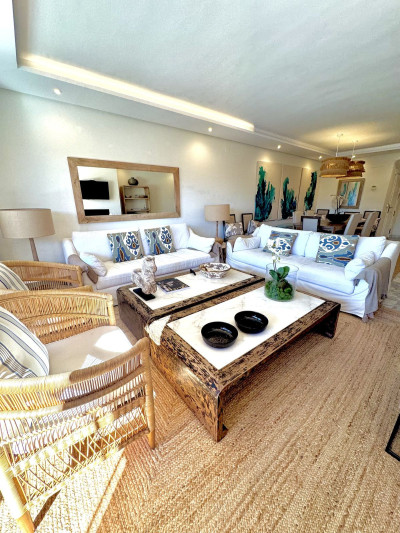 4 Bedroom Penthouse Duplex in Guadalmina Baja - Image 4