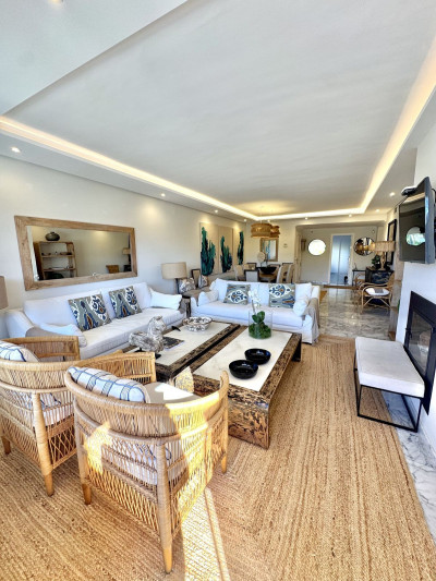 4 Bedroom Penthouse Duplex in Guadalmina Baja - Image 5