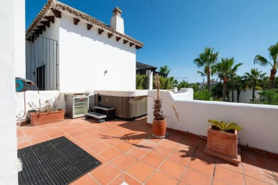 3 Bedroom Penthouse Duplex in Puerto Banús - Image 5