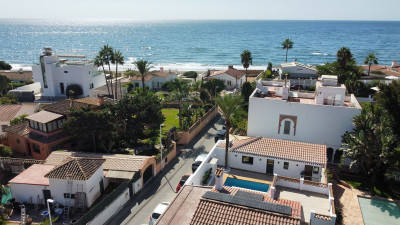 5 Bedroom Detached Villa in Costabella - Image 2