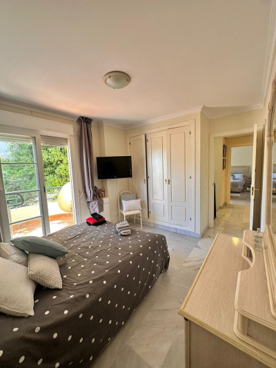 3 Bedroom Duplex in Nueva Andalucía - Image 5