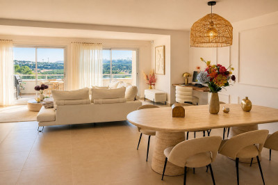 3 Bedroom Middle Floor Apartment in Cancelada - Image 5