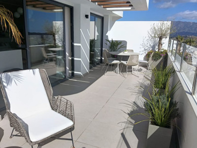 2 Bedroom Penthouse in La Cala de Mijas - Image 2
