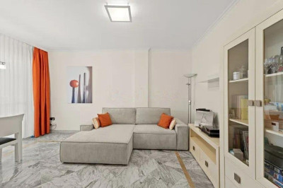 2 Bedroom Top Floor Apartment in San Pedro de Alcántara - Image 3