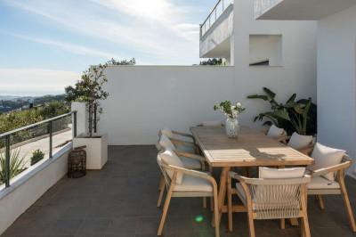 4 Bedroom Townhouse in La Mairena - Image 3