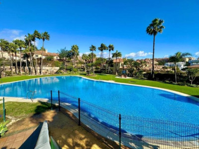 4 Bedroom Semi-Detached House in Riviera del Sol - Image 1