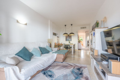 2 Bedroom Penthouse in Manilva - Image 3