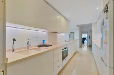 3 Bedroom Ground Floor Apartment in Sierra Blanca - Image 4