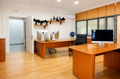 4 Bedroom Detached Villa in Marbella - Image 3