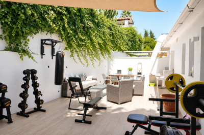 4 Bedroom Detached Villa in Marbella - Image 4