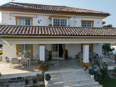 7 Bedroom Detached Villa in Guadalmina Alta - Image 3