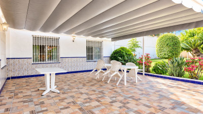 4 Bedroom Detached Villa in Benalmadena - Image 3