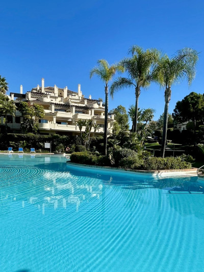 3 Bedroom Penthouse Duplex in Benahavís - Image 1