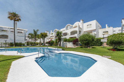 3 Bedroom Middle Floor Apartment in Estepona