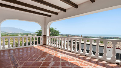 4 Bedroom Detached Villa in Manilva - Image 5