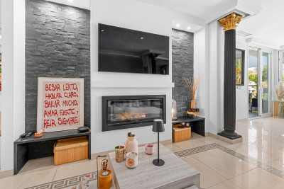 3 Bedroom Penthouse in La Quinta - Image 5