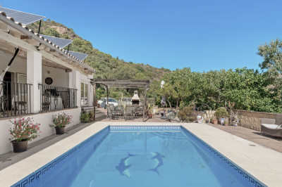 3 Bedroom Finca - Cortijo in Estepona - Image 4