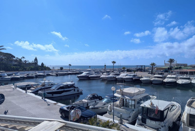 2 Bedroom Penthouse in Puerto de Cabopino - Image 4
