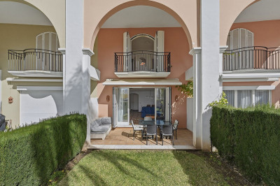 3 Bedroom Townhouse in Bahía de Marbella - Image 3