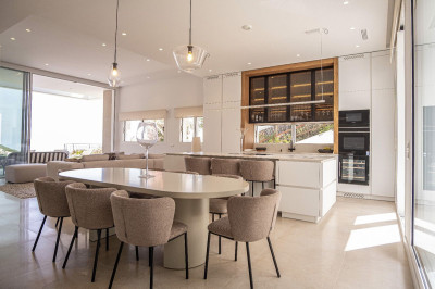 6 Bedroom Detached Villa in Mijas - Image 4