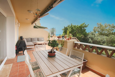 3 Bedroom Penthouse in Nagüeles - Image 1