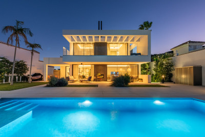 3 Bedroom Detached Villa in Cerros del Aguila
