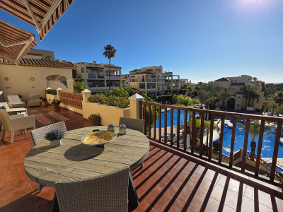 2 Bedroom Middle Floor Apartment in Atalaya - Image 3