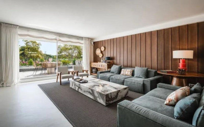 3 Bedroom Middle Floor Apartment in The Golden Mile - Image 1