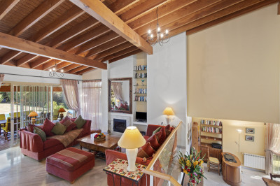 3 Bedroom Detached Villa in Benahavís - Image 2