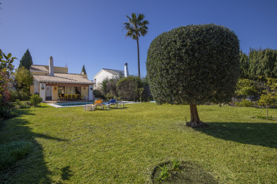 3 Bedroom Detached Villa in Benahavís - Image 3