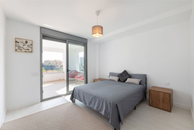 2 Bedroom Top Floor Apartment in Estepona - Image 5