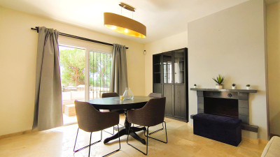 2 Bedroom Middle Floor Apartment in Nueva Andalucía - Image 2