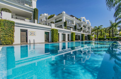 5 Bedroom Penthouse in Estepona