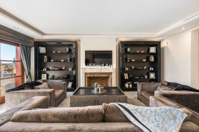 6 Bedroom Detached Villa in The Golden Mile - Image 5