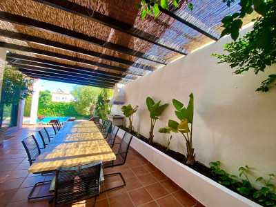 6 Bedroom Detached Villa in Nueva Andalucía - Image 5