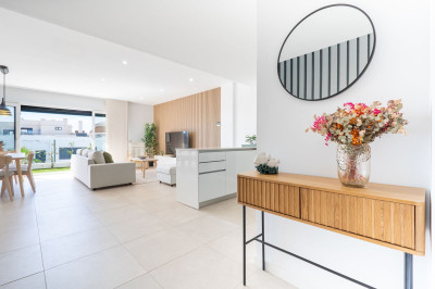 4 Bedroom Townhouse in La Cala de Mijas - Image 2
