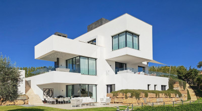 5 Bedroom Detached Villa in Benahavís