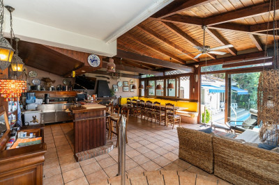 6 Bedroom Detached Villa in Marbesa - Image 4